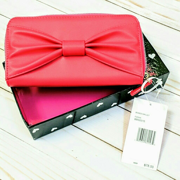 Betsey Johnson wallet - Picture 3 of 11